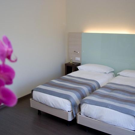 Hotel Campagnola Мальчезине Экстерьер фото