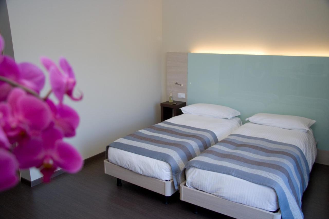 Hotel Campagnola Мальчезине Экстерьер фото